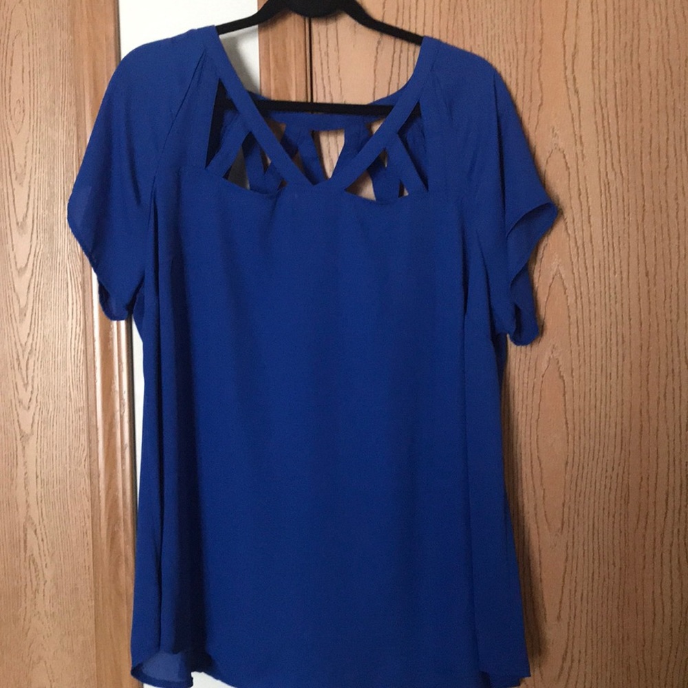 Blue dress shirt